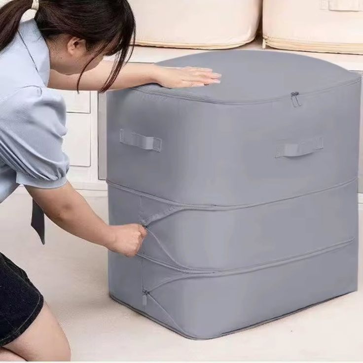 Collapsible Expandable Duvet Organizer – Space Saving Bedding Storage Solution
