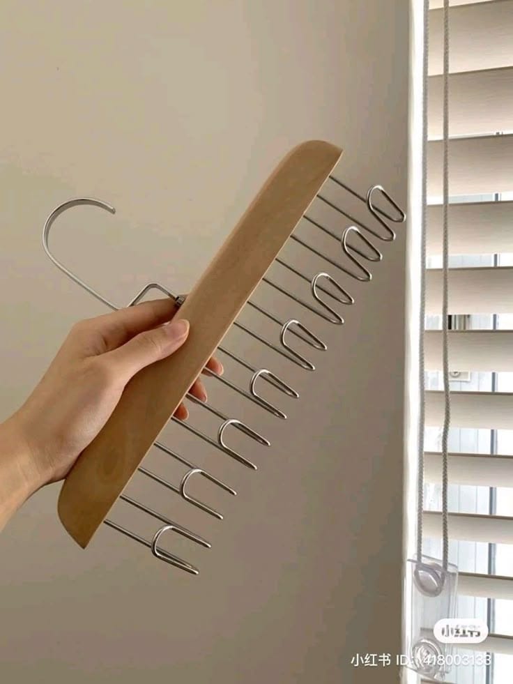 Wooden 8-Hook Hangers (Pair) – Smart Space-Saving Wardrobe Organizer